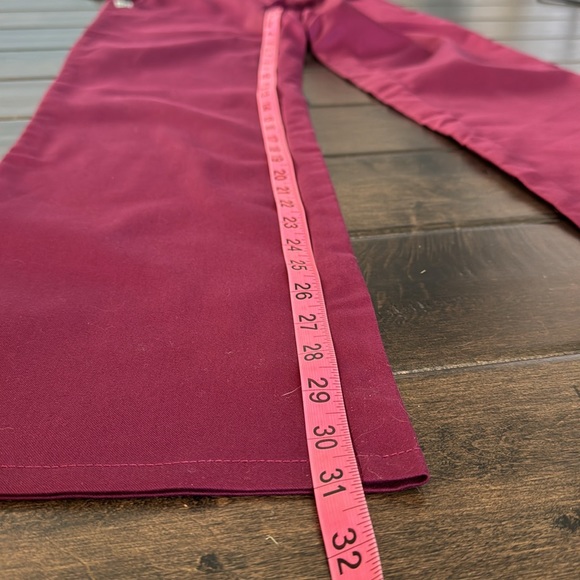 ❤️3/$30 Fusion Scrub Pants - Picture 9 of 12